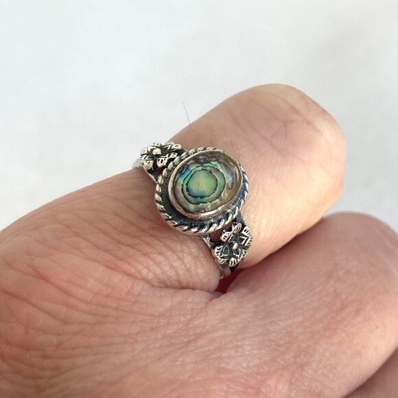 Sterling Silver 925 Bezel Set Oval Abalone Shell Floral Accent Ring Sz 3.75 - Picture 4 of 16